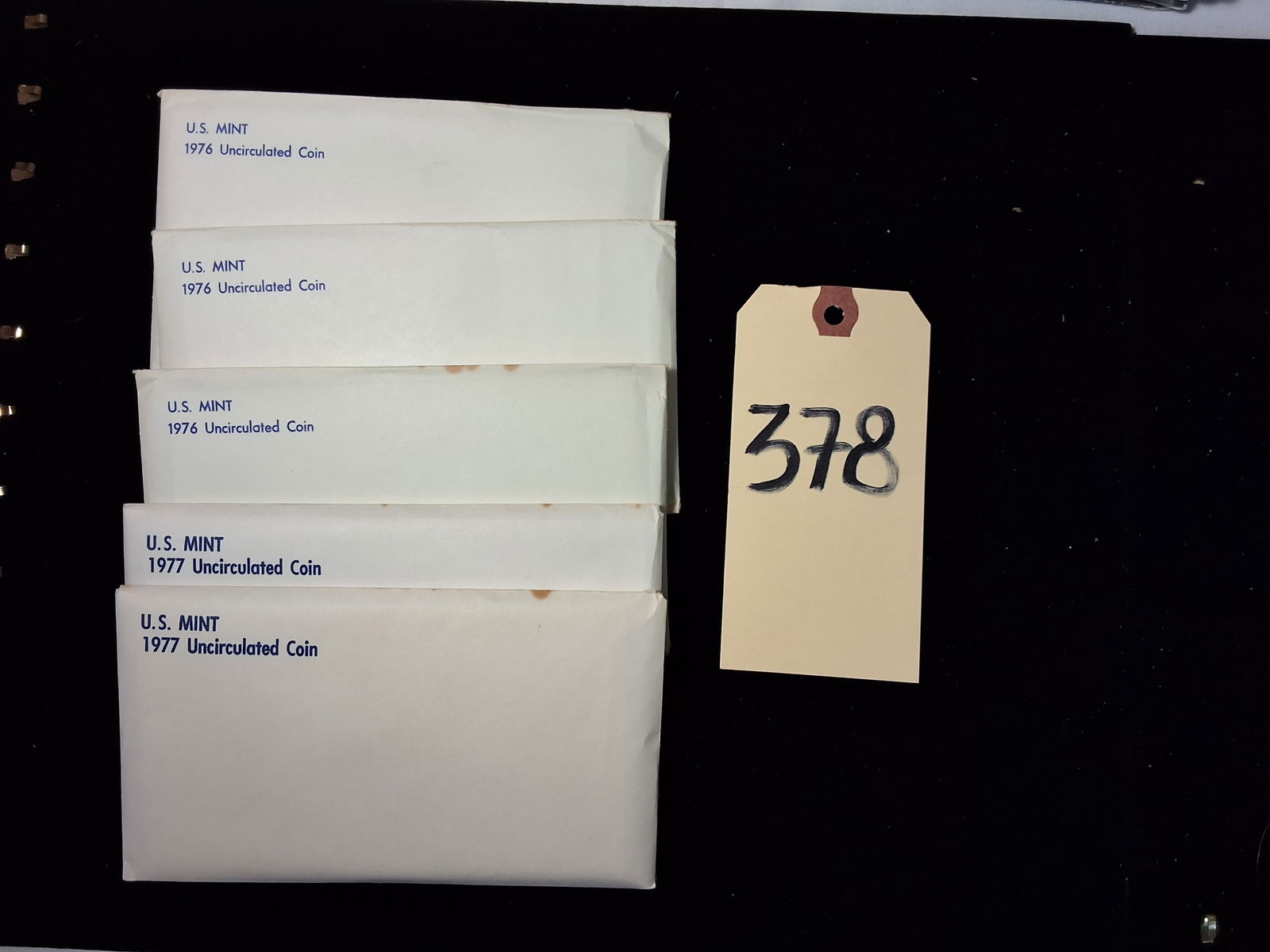 US Mint Sets Lot of 5 - 1976 3x + 1977 2x (1 of 2)