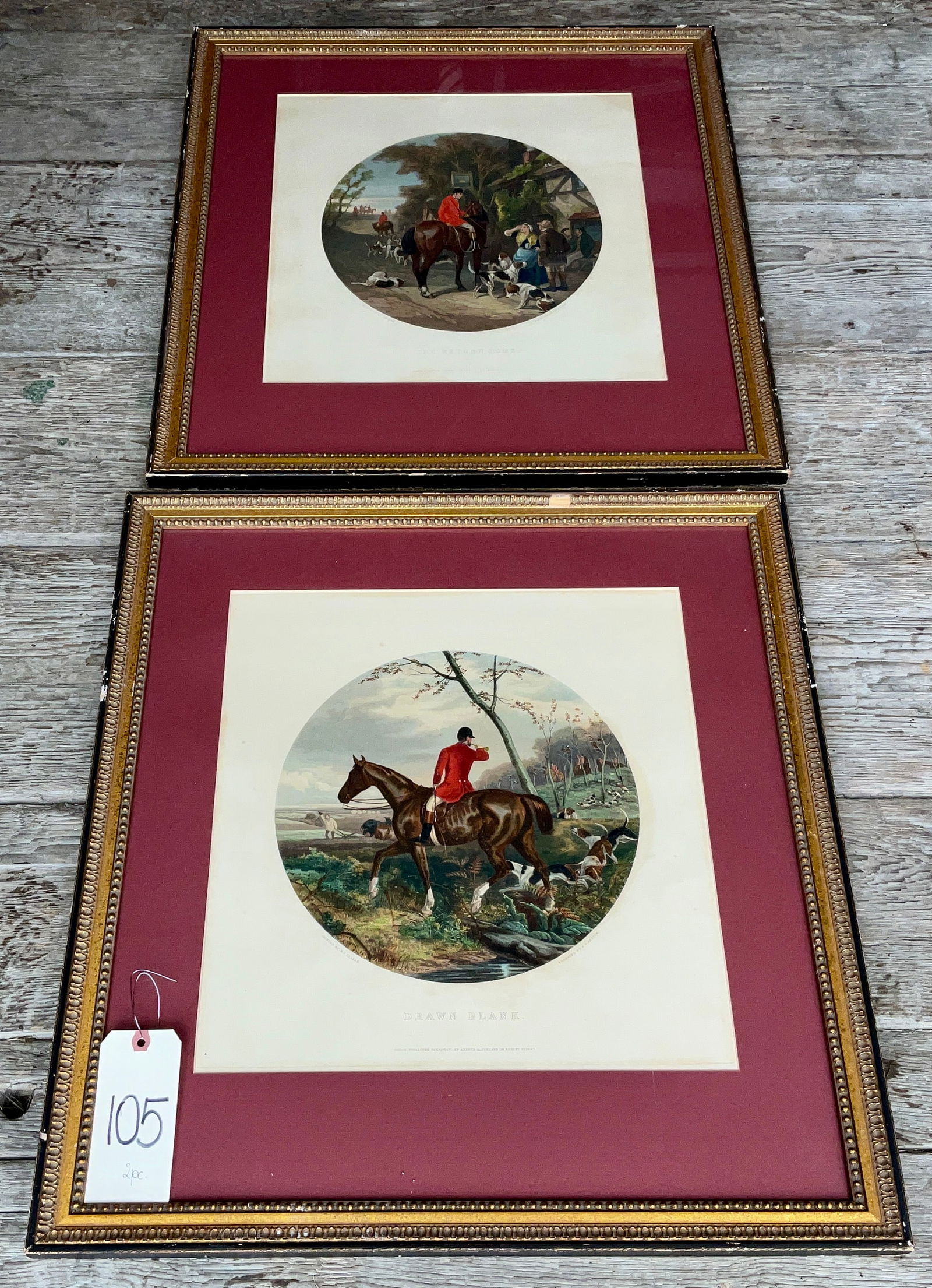 PAIR OF FRAMED HUNT SCENE PRINTS. (1 of 3)
