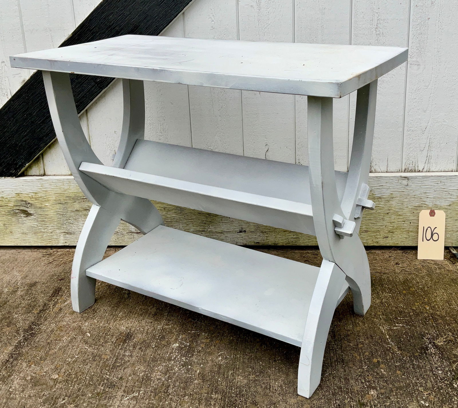 WHITE PAINTED PLANT STAND. (1 of 2)