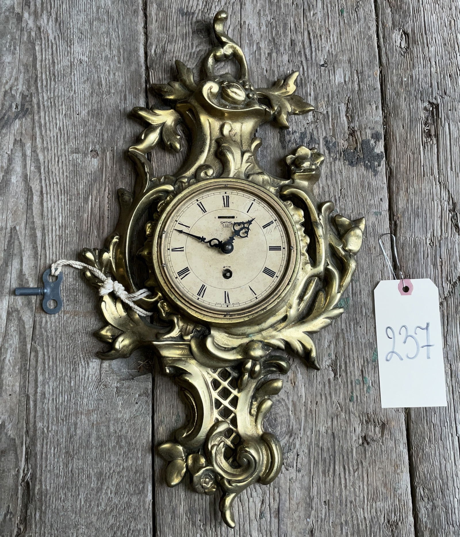 SMITHS 8 DAY 4 JEWEL HEAVY BRASS WALL CLOCK WITH KEY, NO GLASS. (1 of 4)