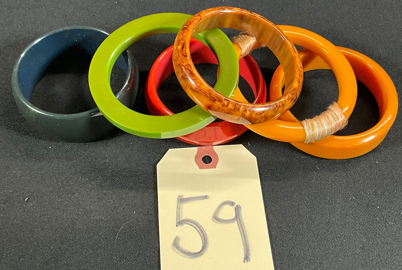 6 PC BAKELITE BRACELETS. (1 of 2)