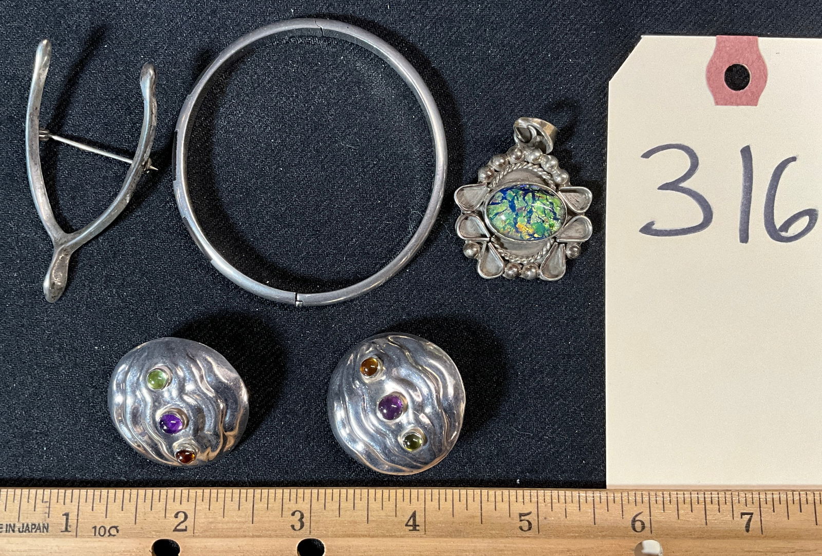5 PC STERLING SILVER EARRINGS, BROOCH, BRACELET, AND PENDANT. (1 of 4)