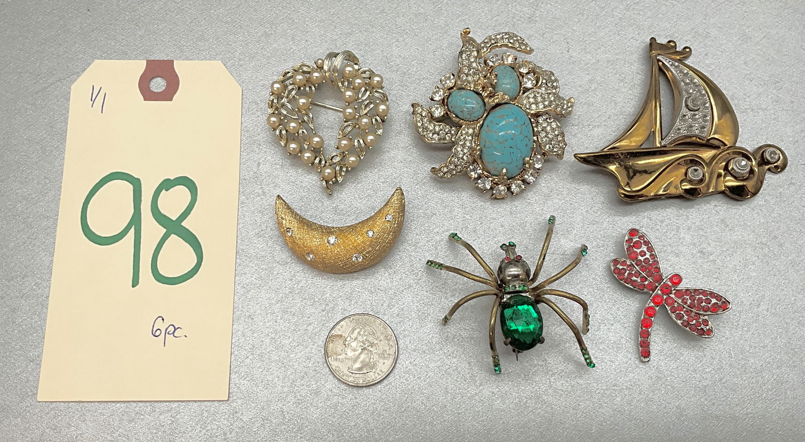 6 PC DECORATED SPIDER, DRAGONFLY, SAILBOAT, AND MOIRE PINS/BROOCHES. (1 of 7)