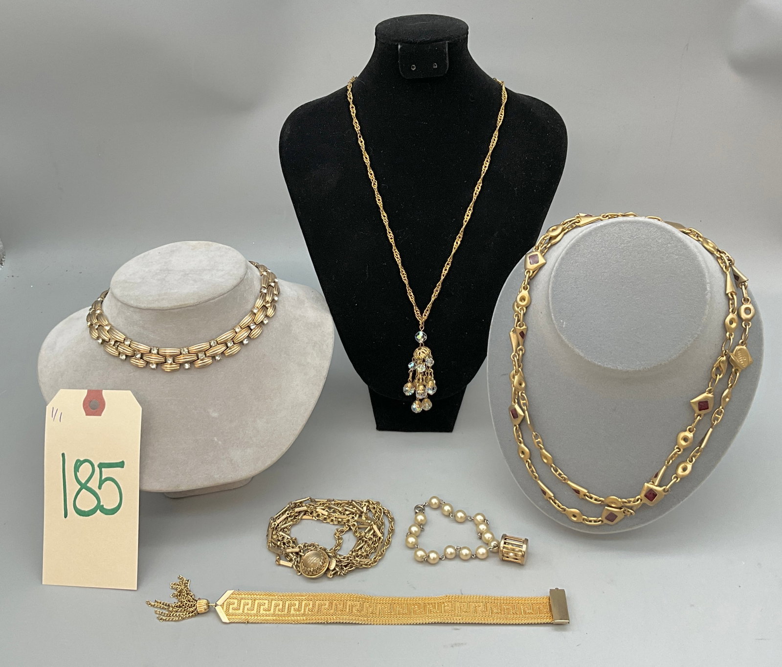6 PC JEWELRY LOT FROM TRIFARI, GEORGIOU, AND OTHERS.: 6 PC JEWELRY LOT FROM TRIFARI, GEORGIOU, AND OTHERS. NECKLACES MEASURE 14" TO 36"L. Condition All property is sold in "as is" condition and all sales are final. Teel Auctions and its consignor make no