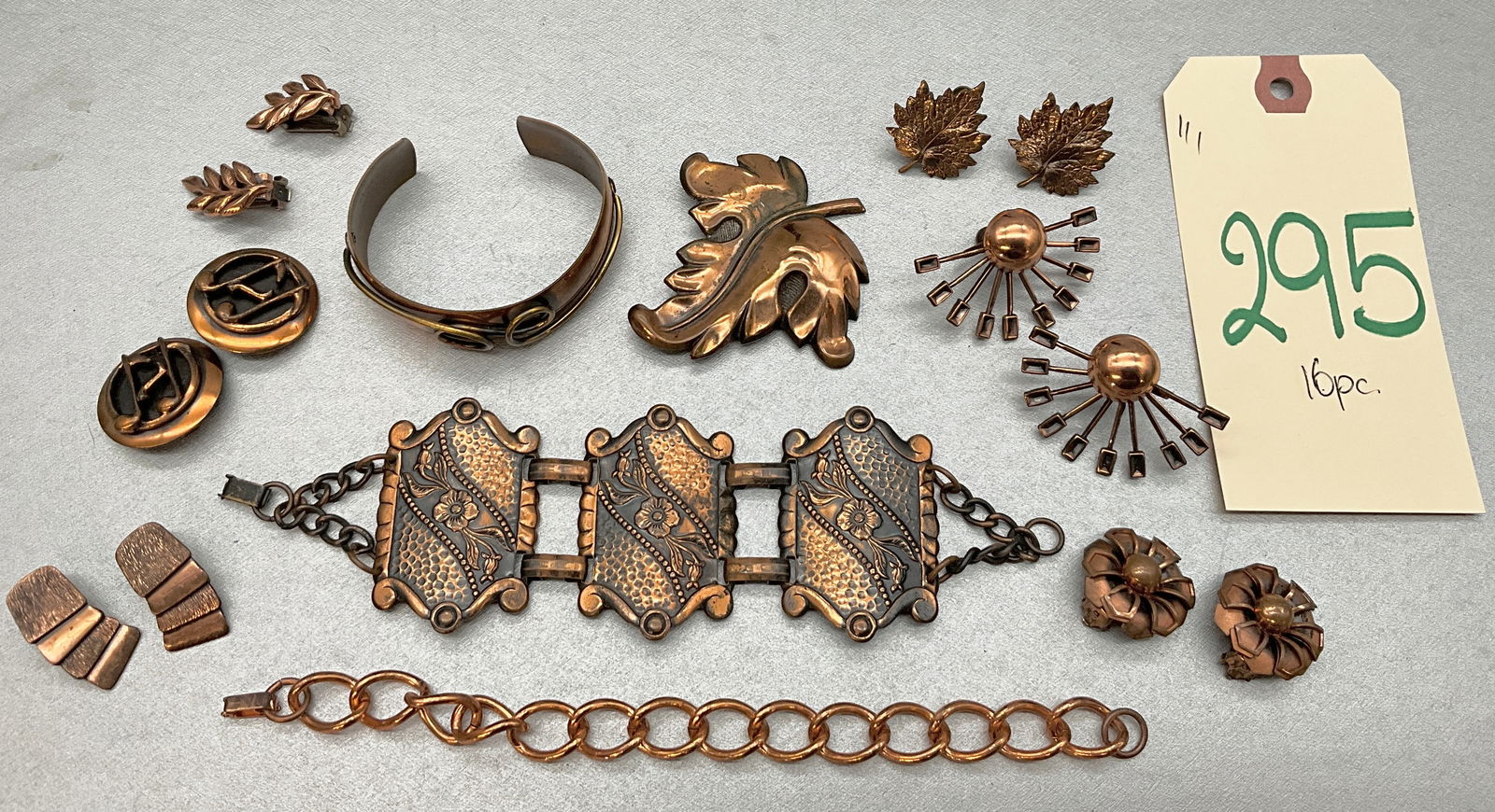 16 PC ASSORTED COPPER JEWELRY LOT. (1 of 6)