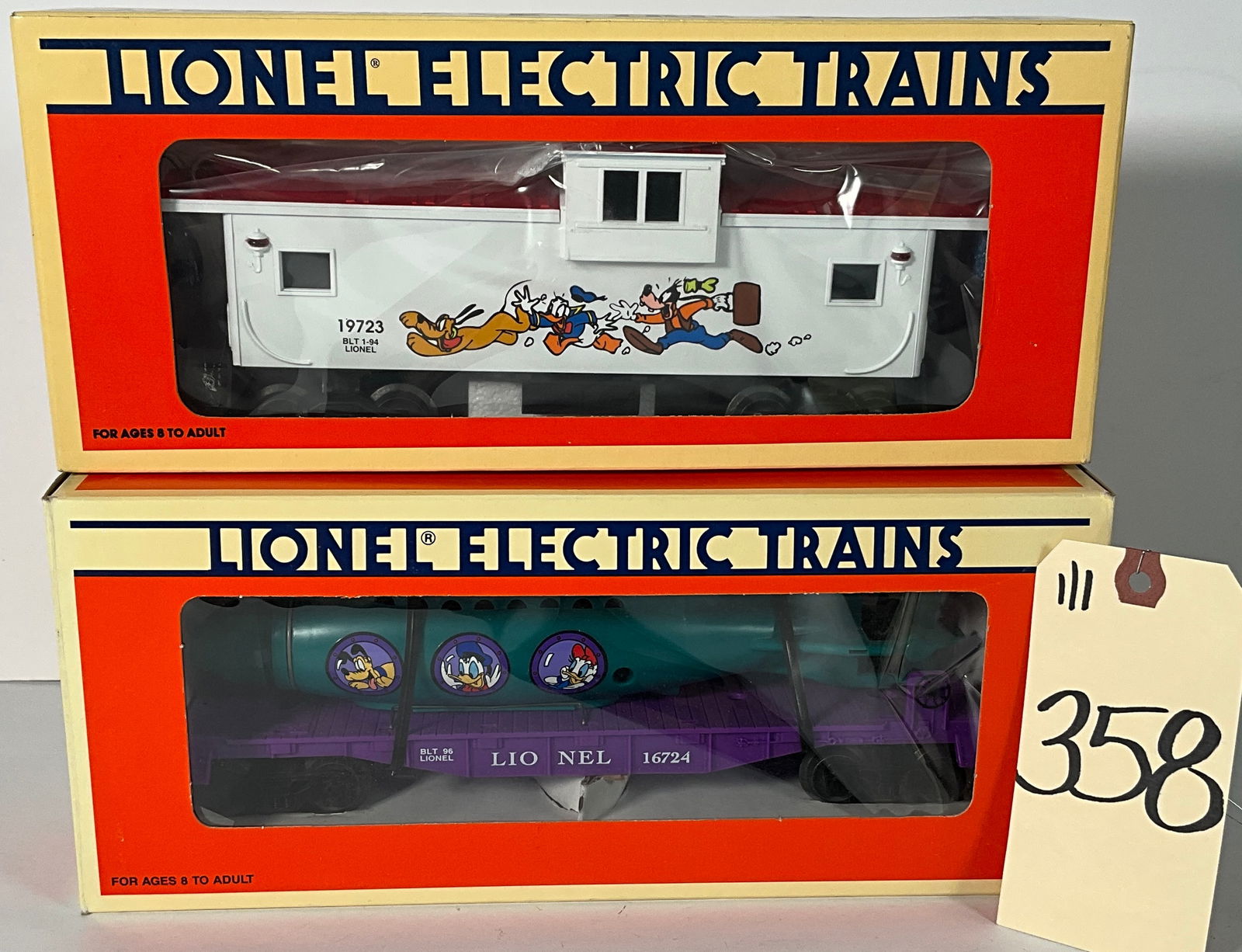 2 PC LIONEL LINES DISNEY 19723 CABOOSE AND 16724 SUBMARINE CARS (1 of 3)
