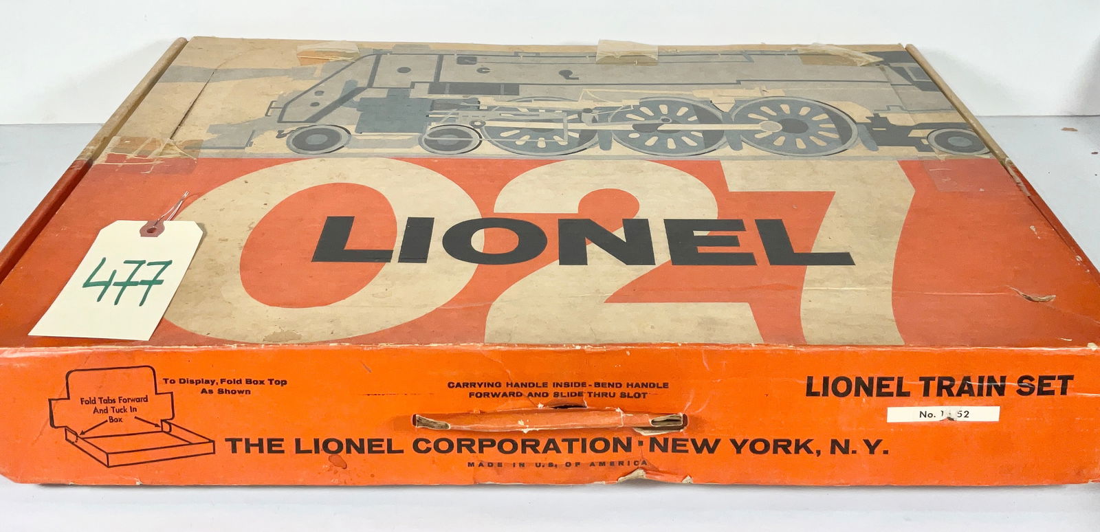 LIONEL TRAIN TRACK AND TRANSFORMER. SET BOX, NO SET.: LIONEL TRAIN TRACK AND TRANSFORMER. SET BOX, NO SET. Condition All property is sold in "as is" condition and all sales are final. Teel Auctions and its consignor make no representations or warranties,