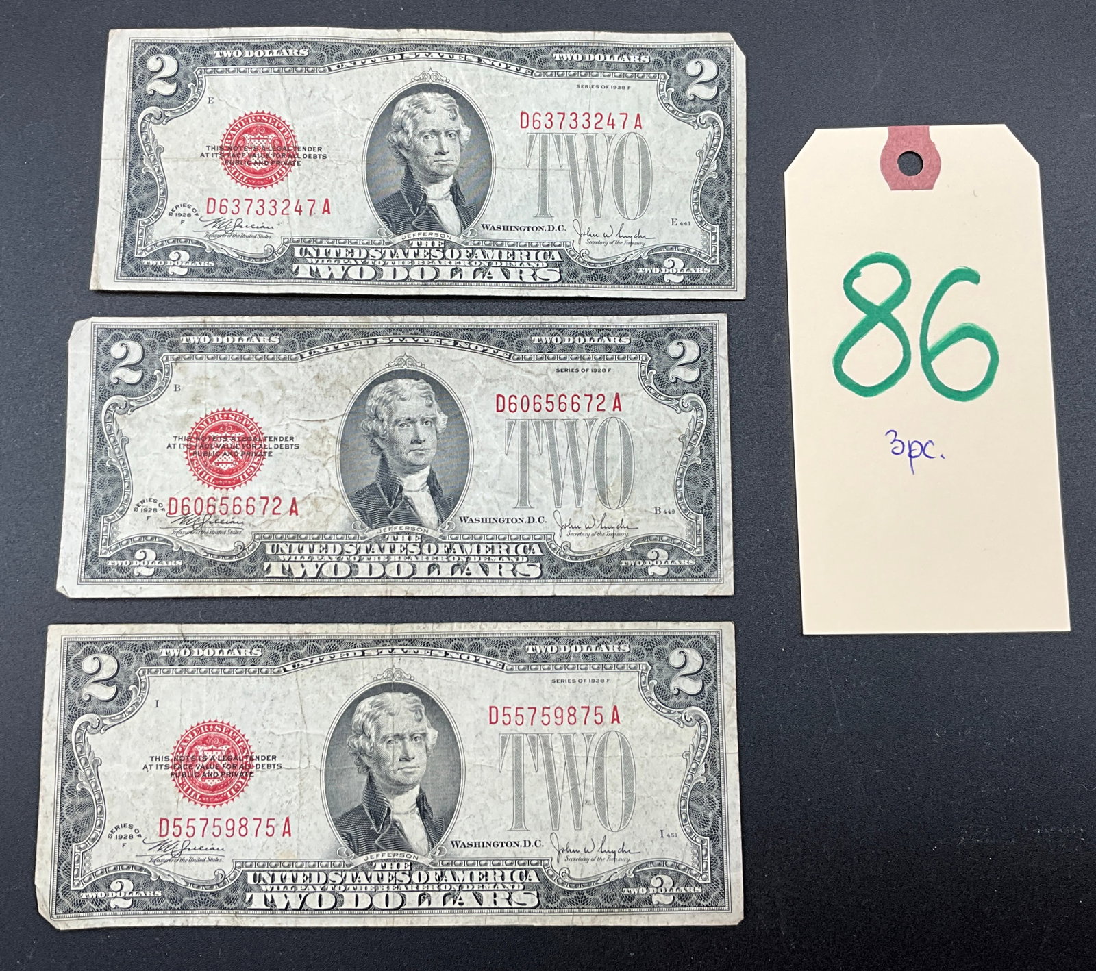 3 PC 1928 F SERIES $2 RED SEAL NOTES. (1 of 3)