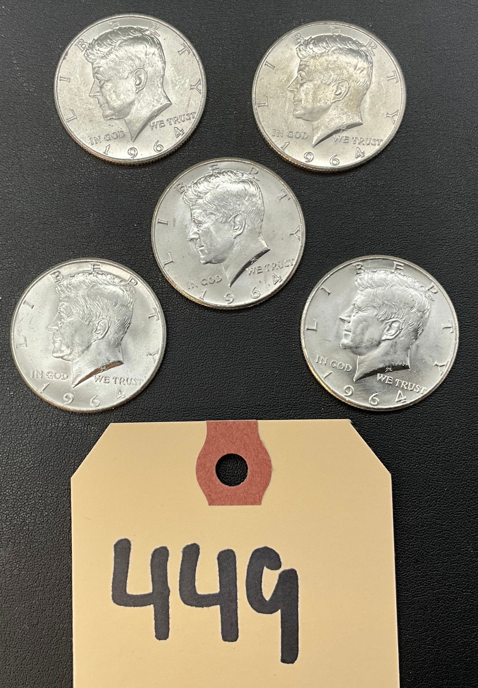 5 Pc. 1964 Kennedy Silver Half Dollars. (1 of 3)