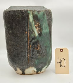 HEAVY ART POTTERY VASE.