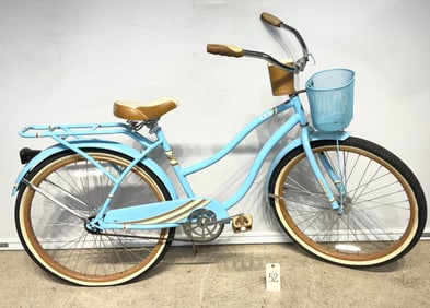 HUFFY 26" NASSAU CRUISER LADIES BICYCLE.