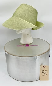 PATRICIA UNDERWOOD LADIES HAT WITH BERGDORF GOODMAN HAT BOX.