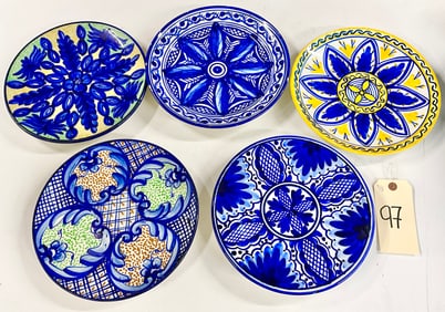SPANISH MADE DECORATED 10" PORCELAIN PLATES.