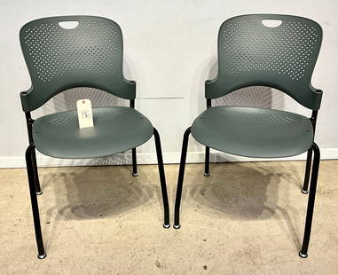 TWO PIECE HERMAN MILLER CAPER ROLLING STACKING CHAIRS: TWO PIECE HERMAN MILLER CAPER ROLLING STACKING CHAIRS
