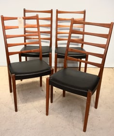 4 PC MID CENTURY SVEGARDS SWEEDISH MADE SIDE CHAIRS.