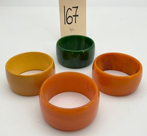 4 PC VINTAGE BAKELITE CUFF BRACELETS.