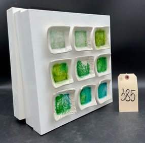 MODERN PORCELAIN AND WOOD WALL HANGING.