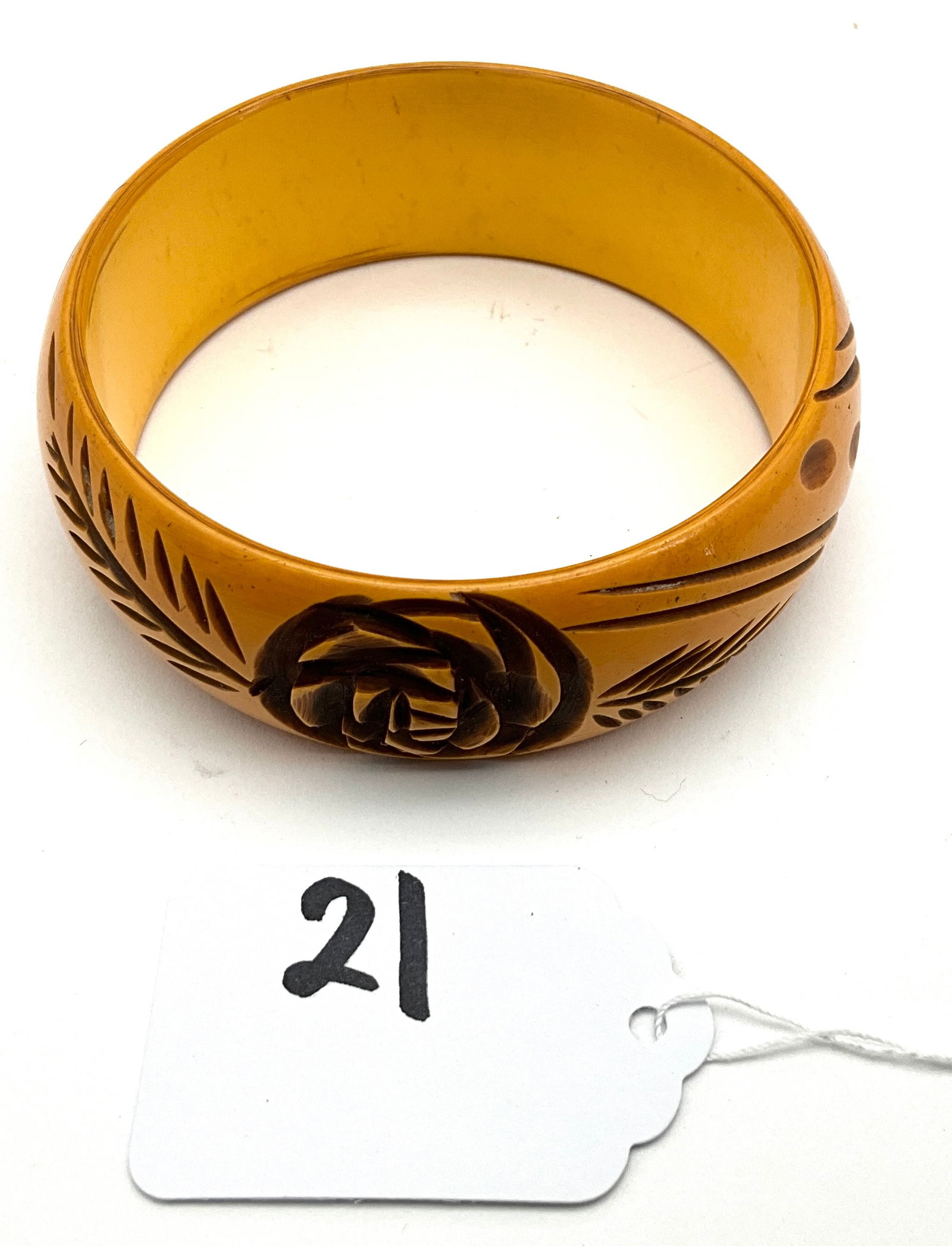 Vintage Carved Bakelite Bangle Bracelet, 1″ Wide, 2.5″ Diameter (1 of 4)