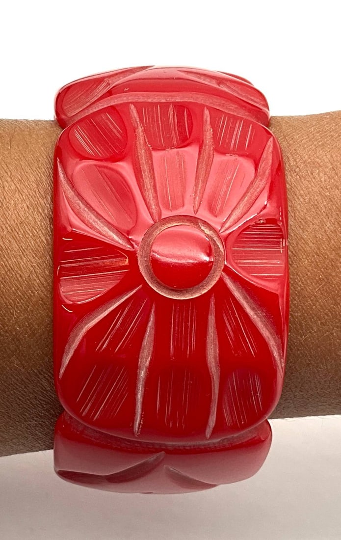 Vintage Red Bakelite Bangle Bracelet With Carved Floral Design (1 of 4)