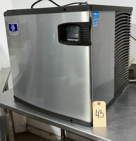 Manitowoc Model IYT0620A-161 Commercial Ice Maker Without Ice Chest