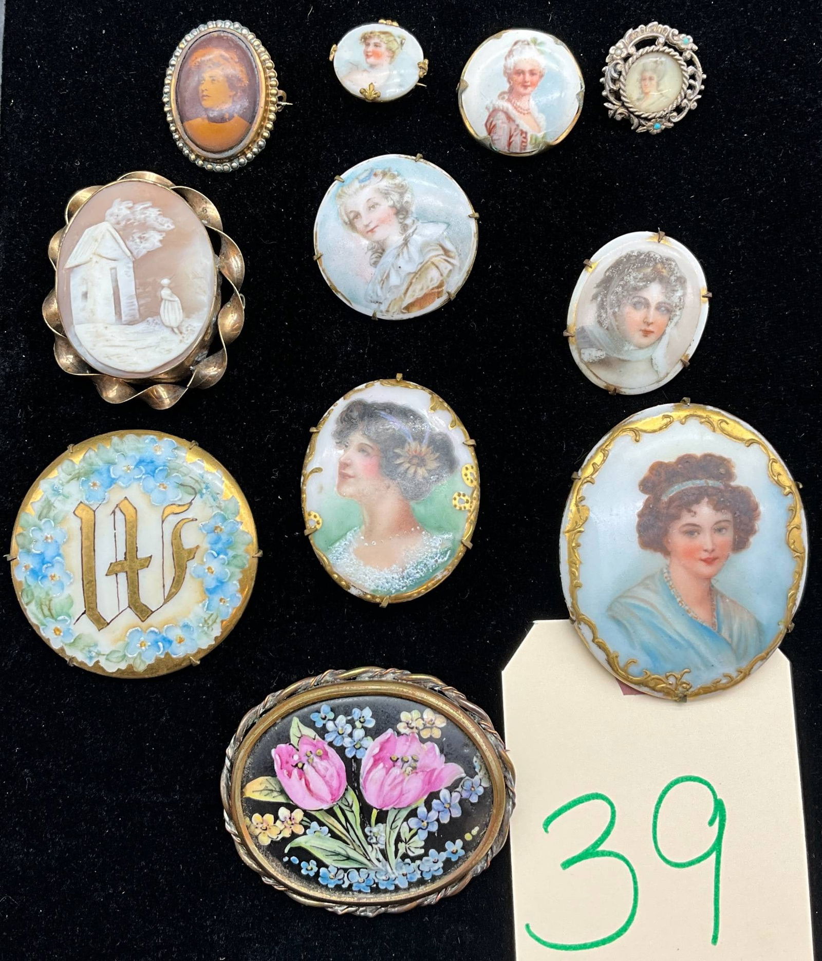 11 Victorian Painted Porcelain Cameo Brooches and Pins (1 of 3)
