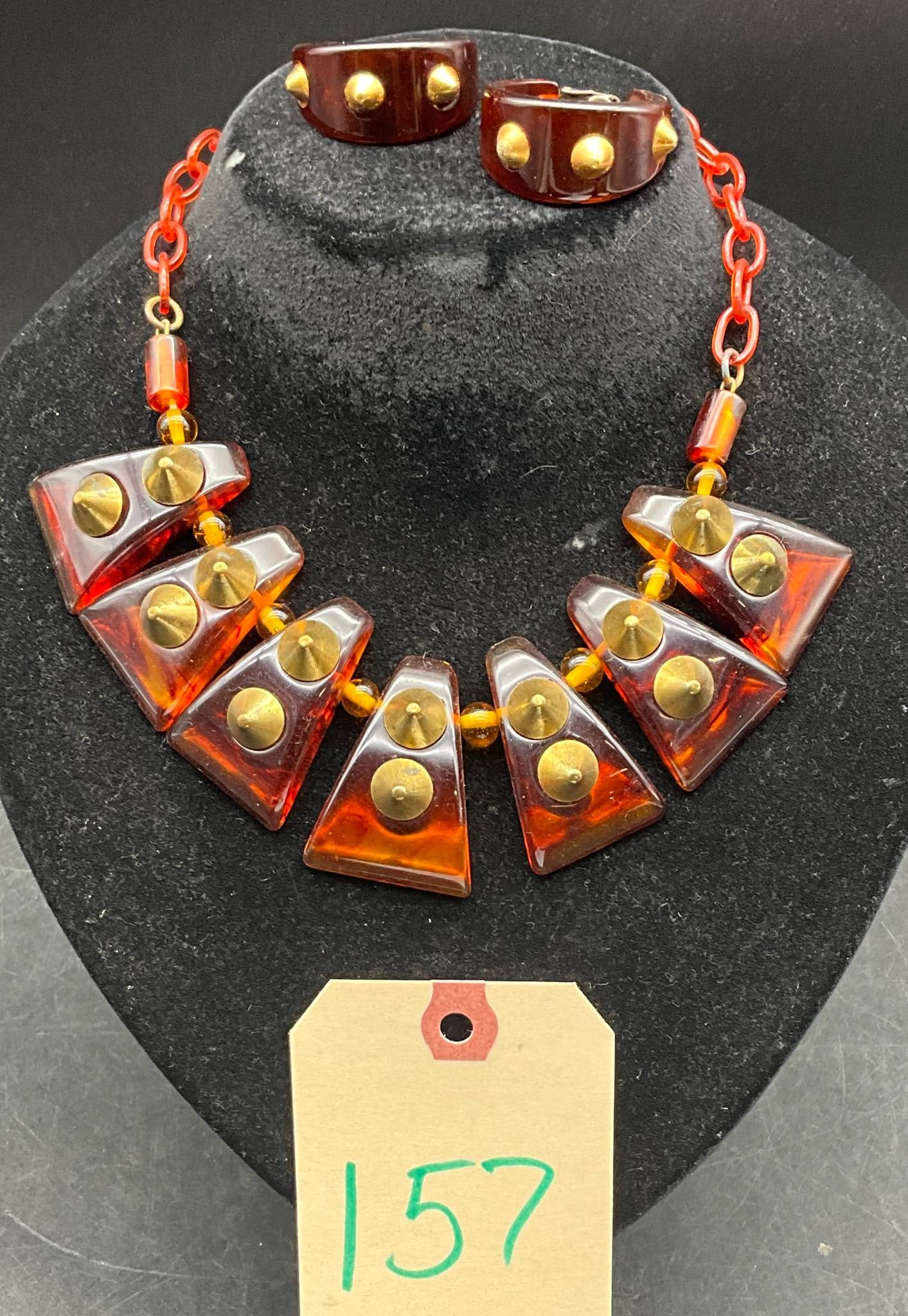 Vintage Bakelite 16-Inch Necklace and Pair of Earrings with Geometric Design (1 of 4)