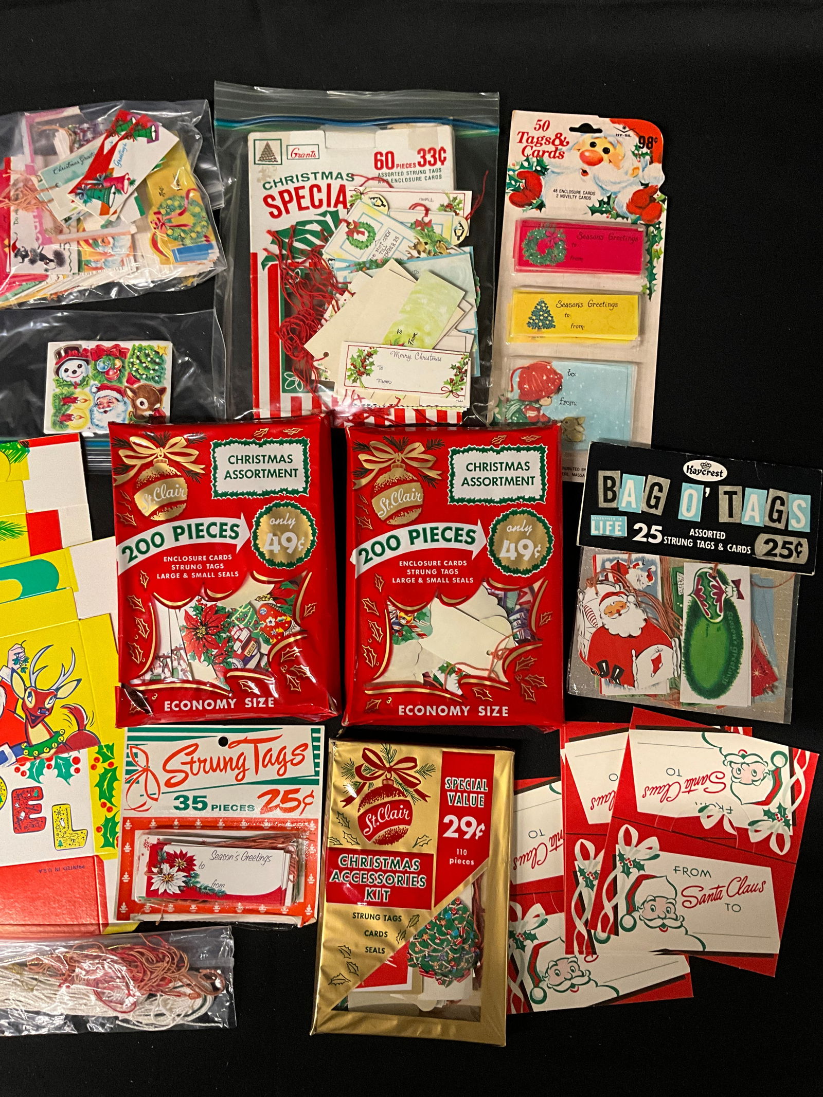 Vintage Christmas Ephemera, Stationery and Gift Accessories, Circa 1950s-1970s - 10