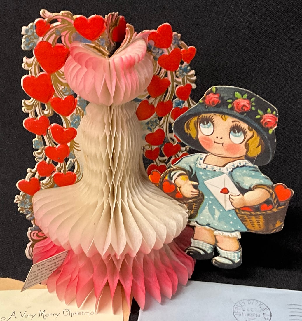 Alleger Family Ephemera Collection, Valentines and Holiday Cards, c. 1910-1925 - 3