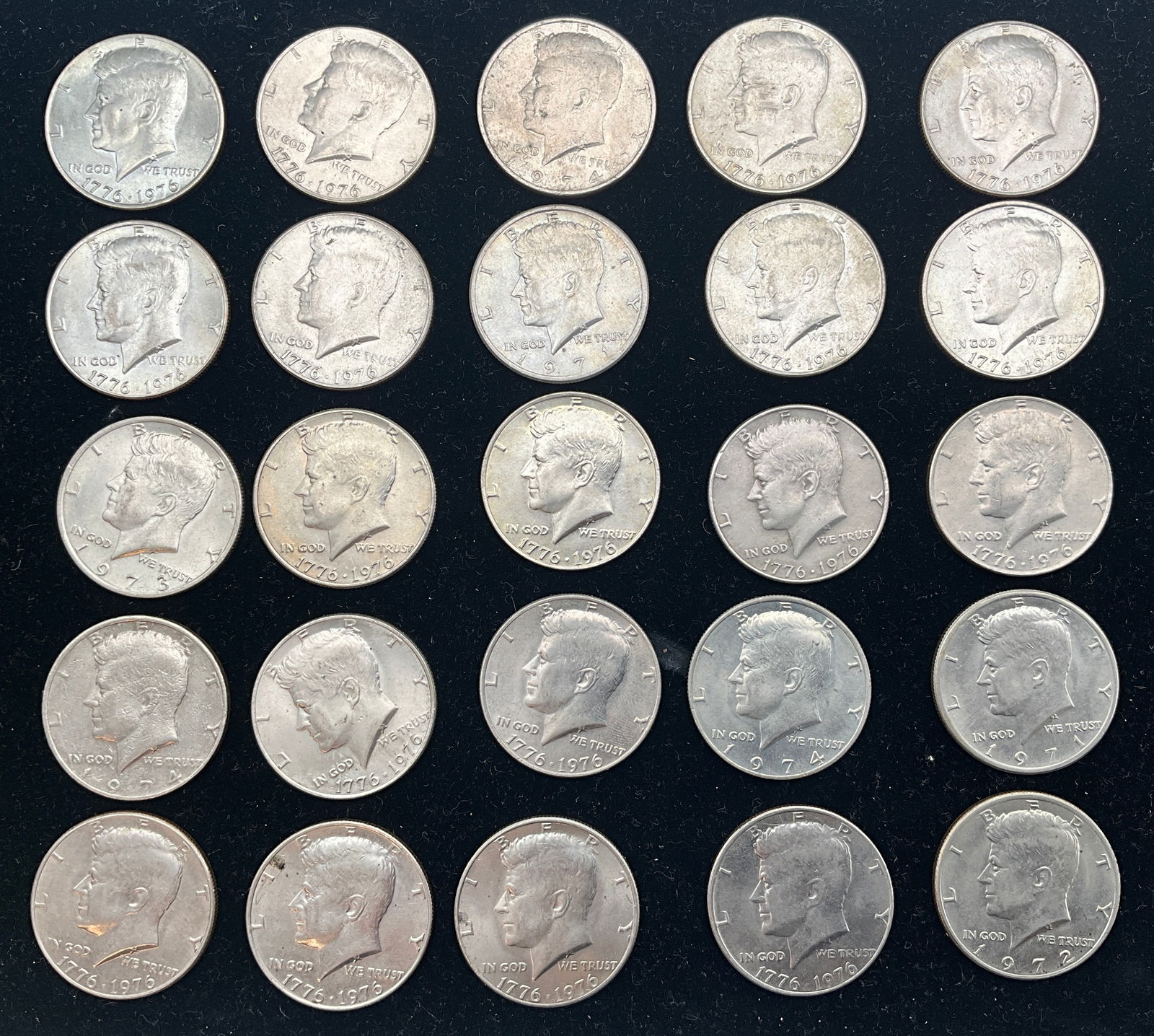US 1971-1976 Kennedy Half Dollars, Copper-Nickel Clad - 2