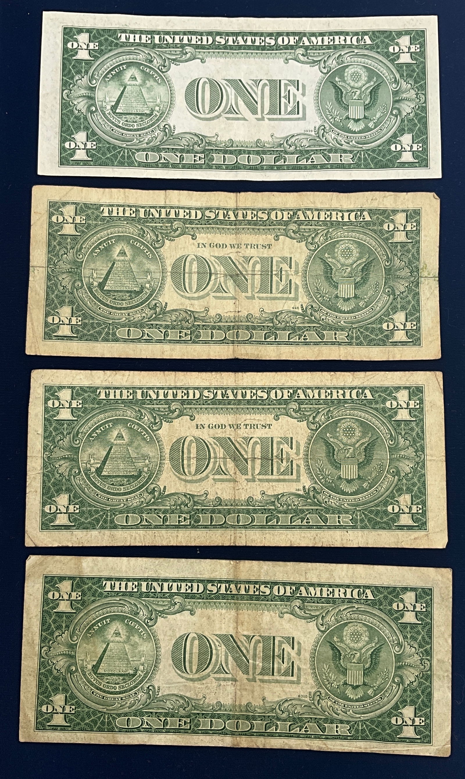 US 1935-1957 $1 Silver Certificates, Paper, A Collection of Banknotes - 3