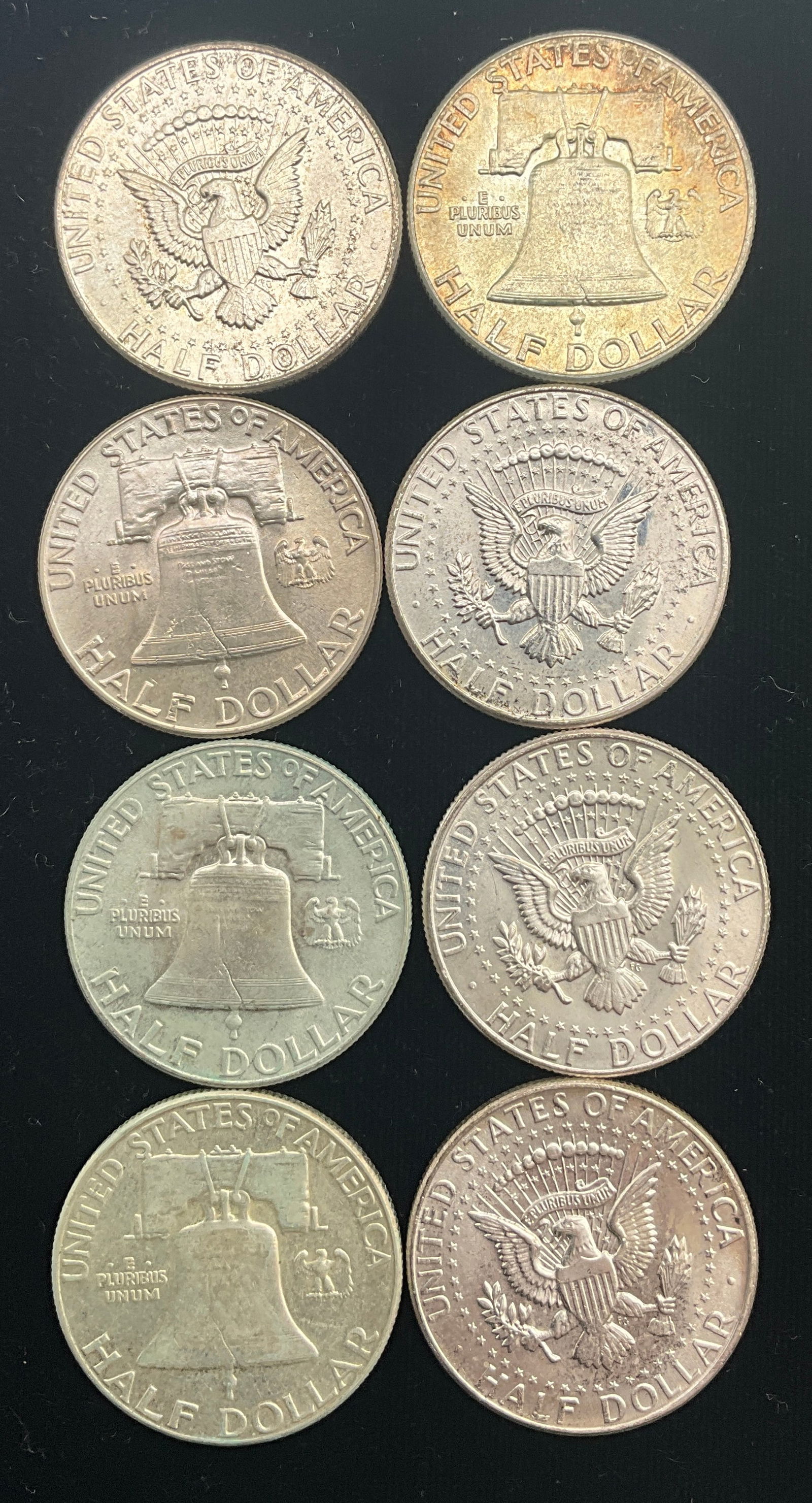 A Collection of US 1949-1964 Half Dollars, 90% Silver, KM-199/KM-202 - 3