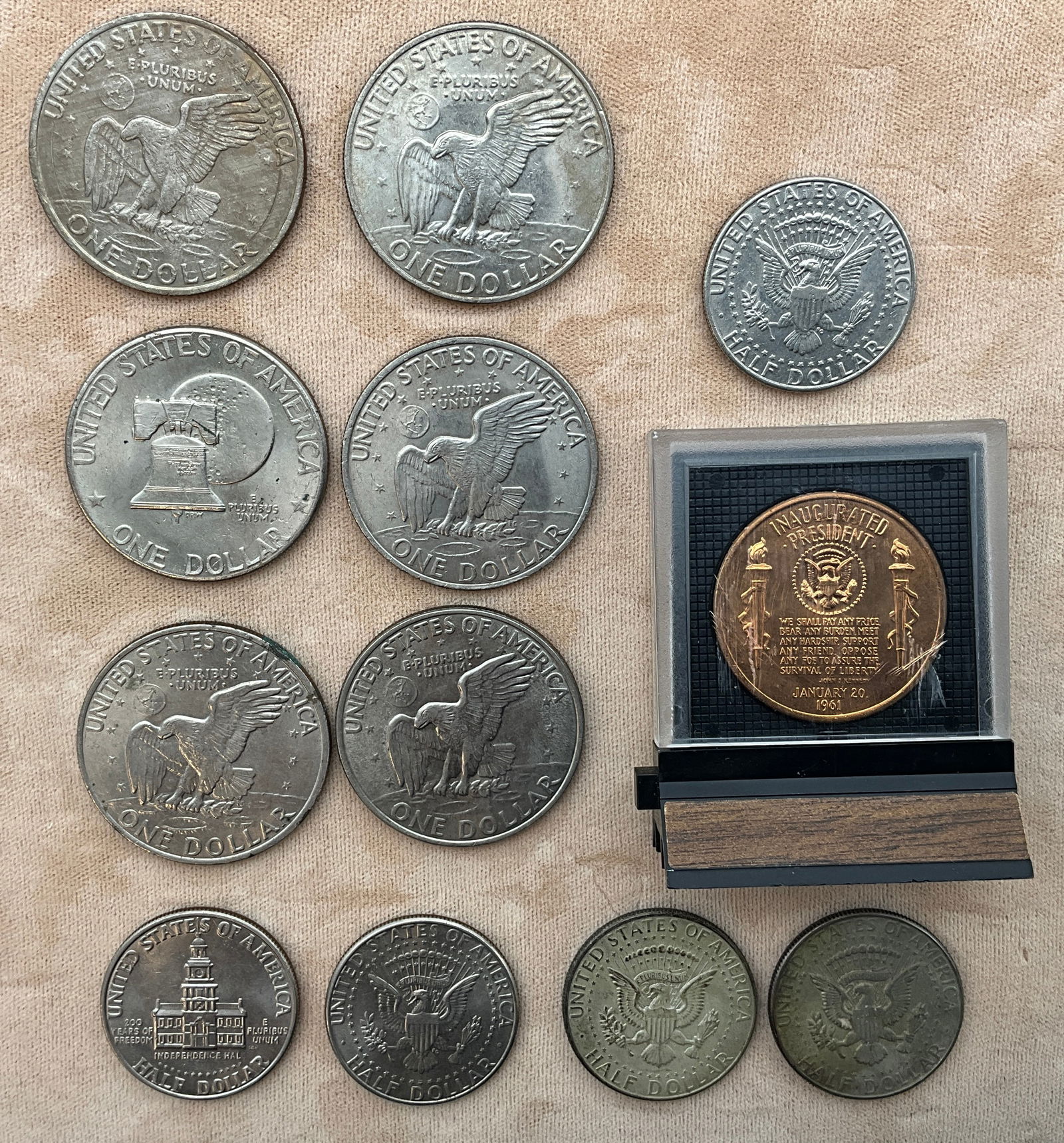 US 1966-1976, A Lot of Coins and Commemorative Medal, Silver/Clad - 3