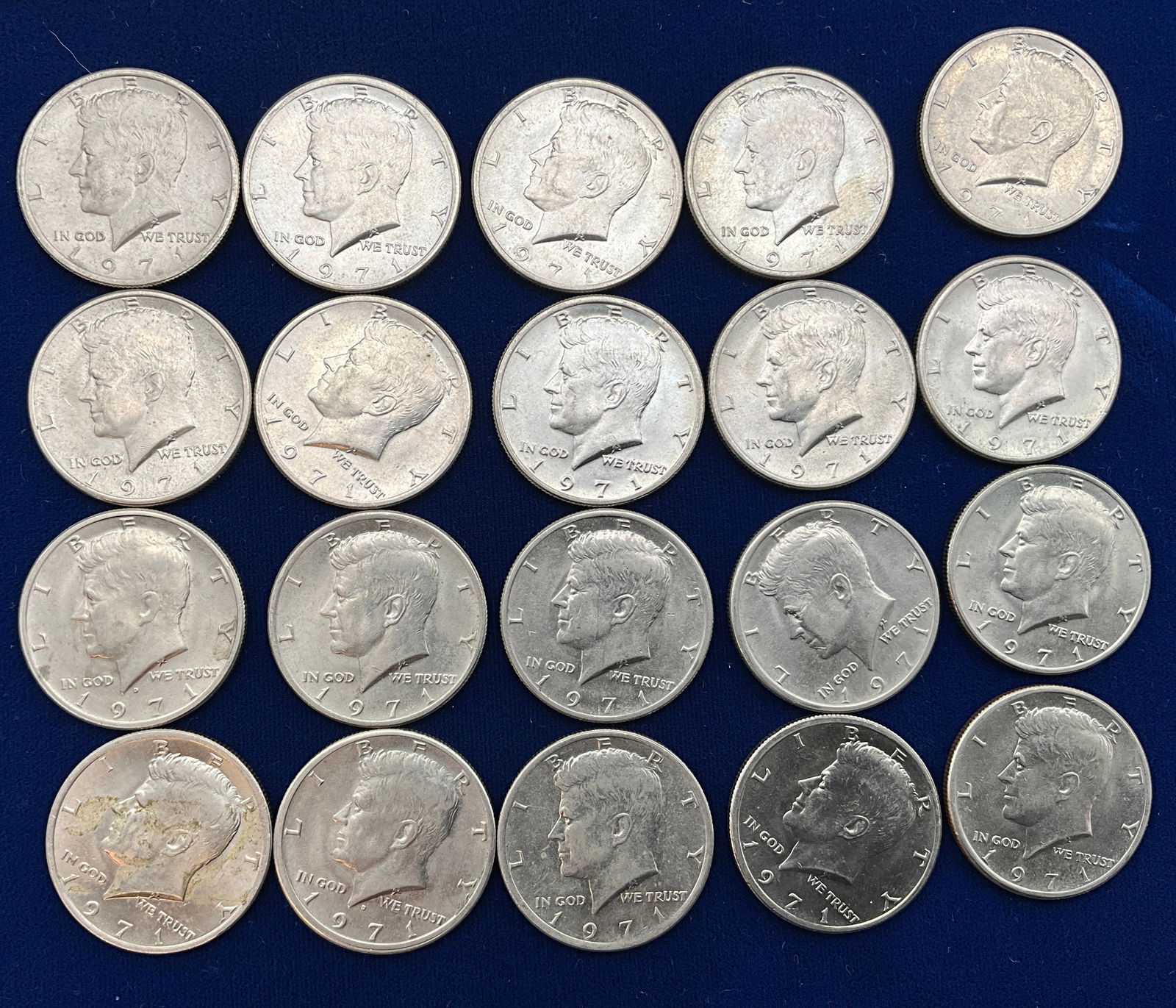 US 1971 Kennedy Half Dollars, Copper-Nickel Clad, KM-202b - 2