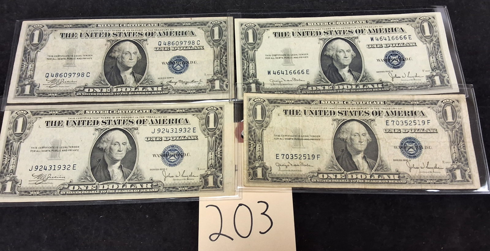 US 1935 Series $1 Silver Certificates, A Group of 4 Banknotes (1 of 5)