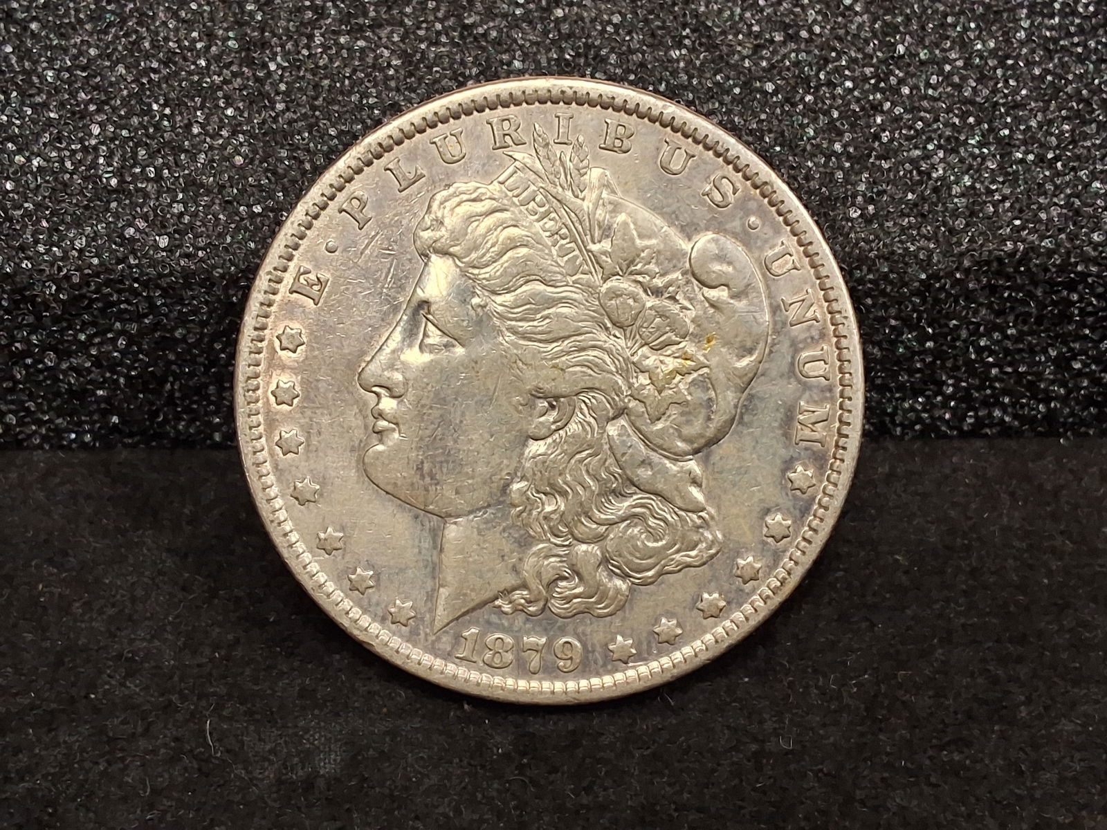 US 1879-P Morgan Dollar, Silver, KM-110 - 2