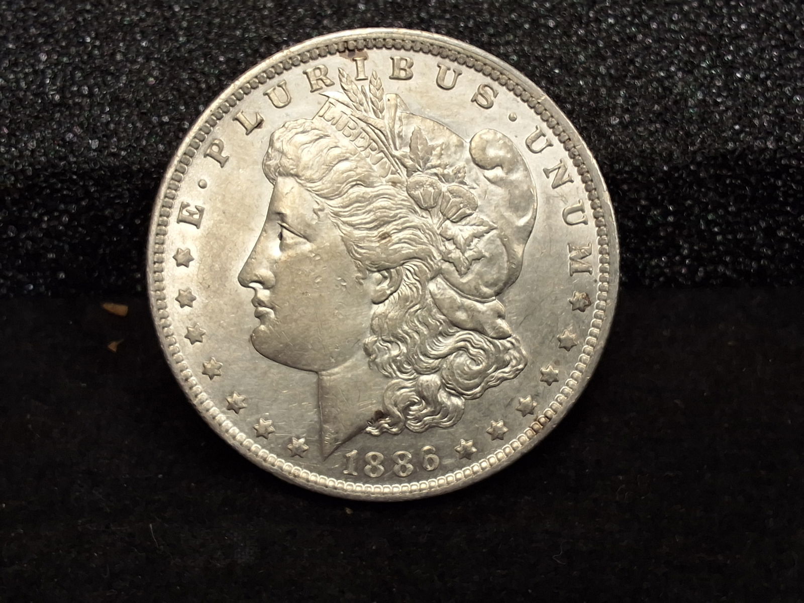 US 1886-O Morgan Silver Dollar, Silver, KM-110 - 2