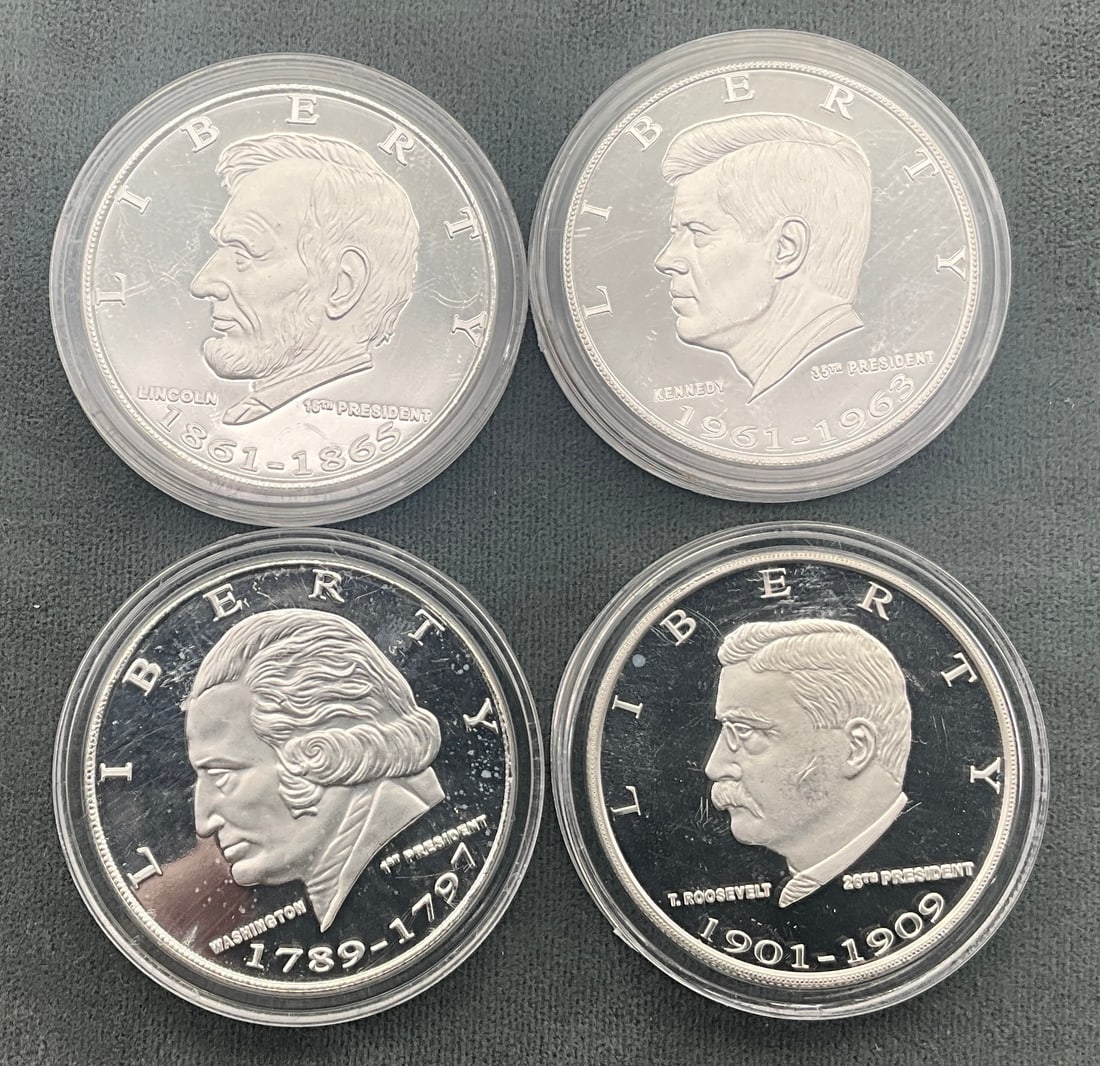 Four US Modern Presidential Commemorative Medals with Case - 4