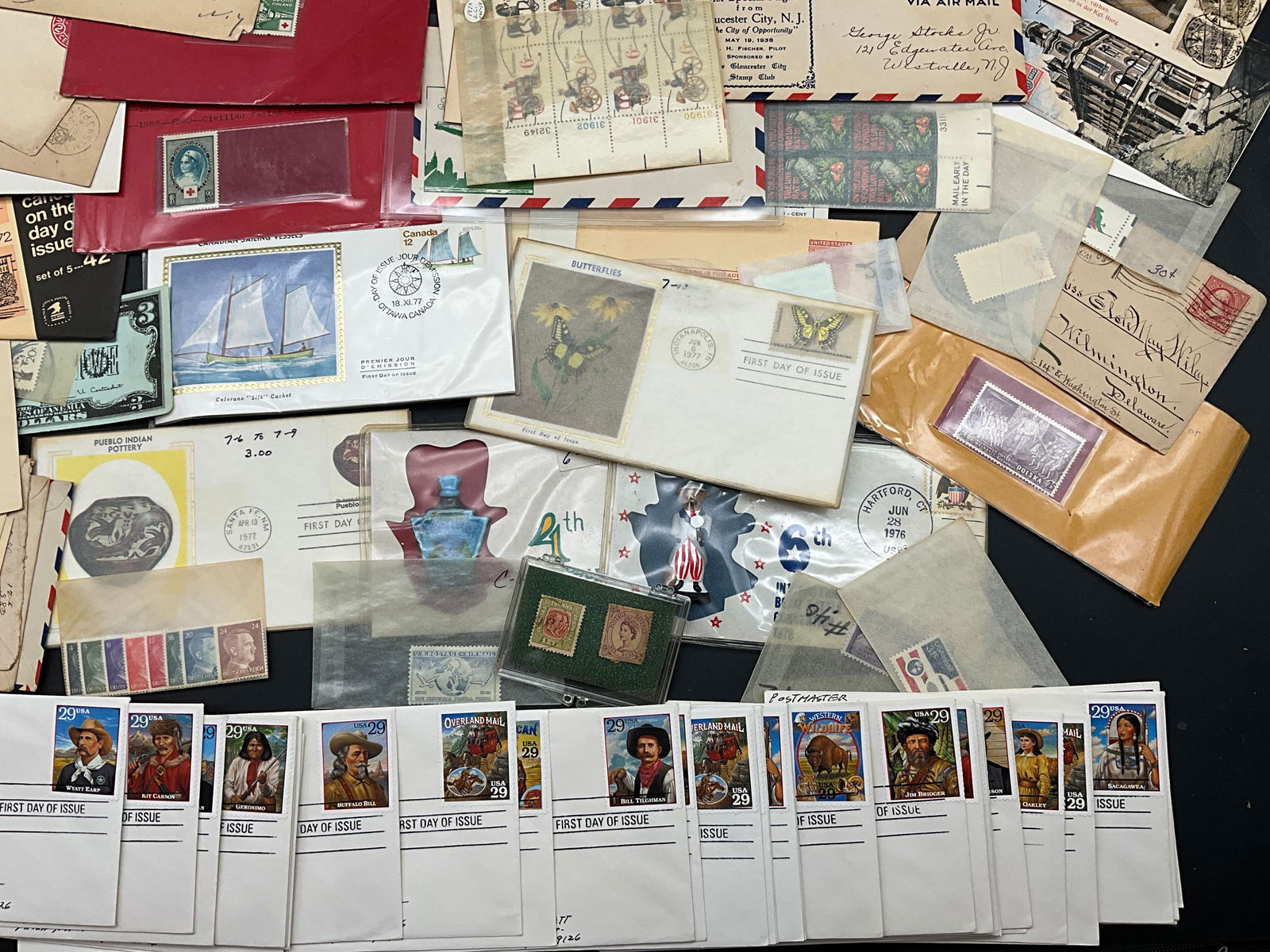 A Collection of US and International Philatelic Items, 1893-1994 - 3