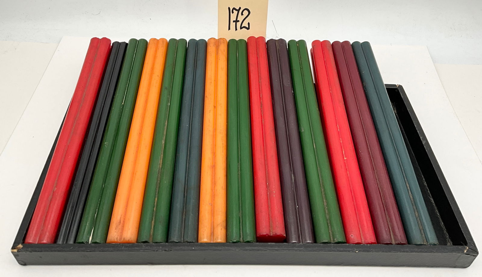 14 Bakelite Clover Shaped Rods in Assorted Colors (1 of 3)