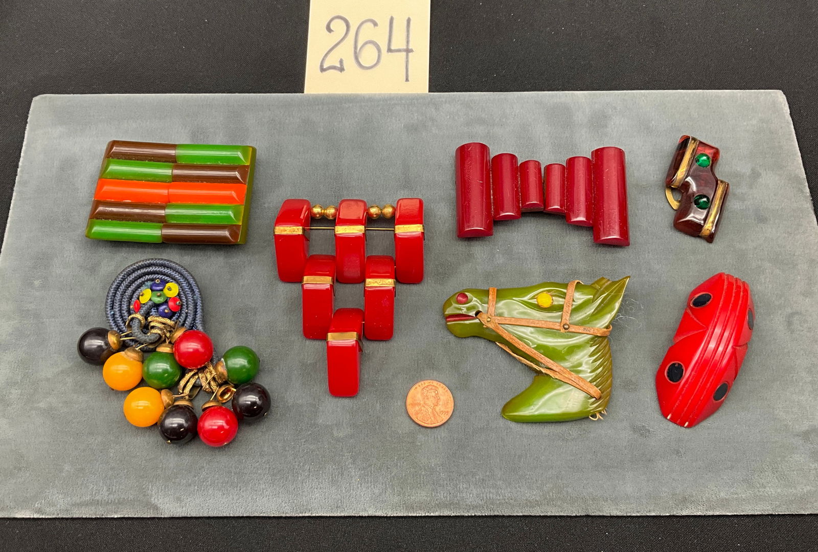 Bakelite Collection of Assorted Brooches, Clips, and Buckles (1 of 3)