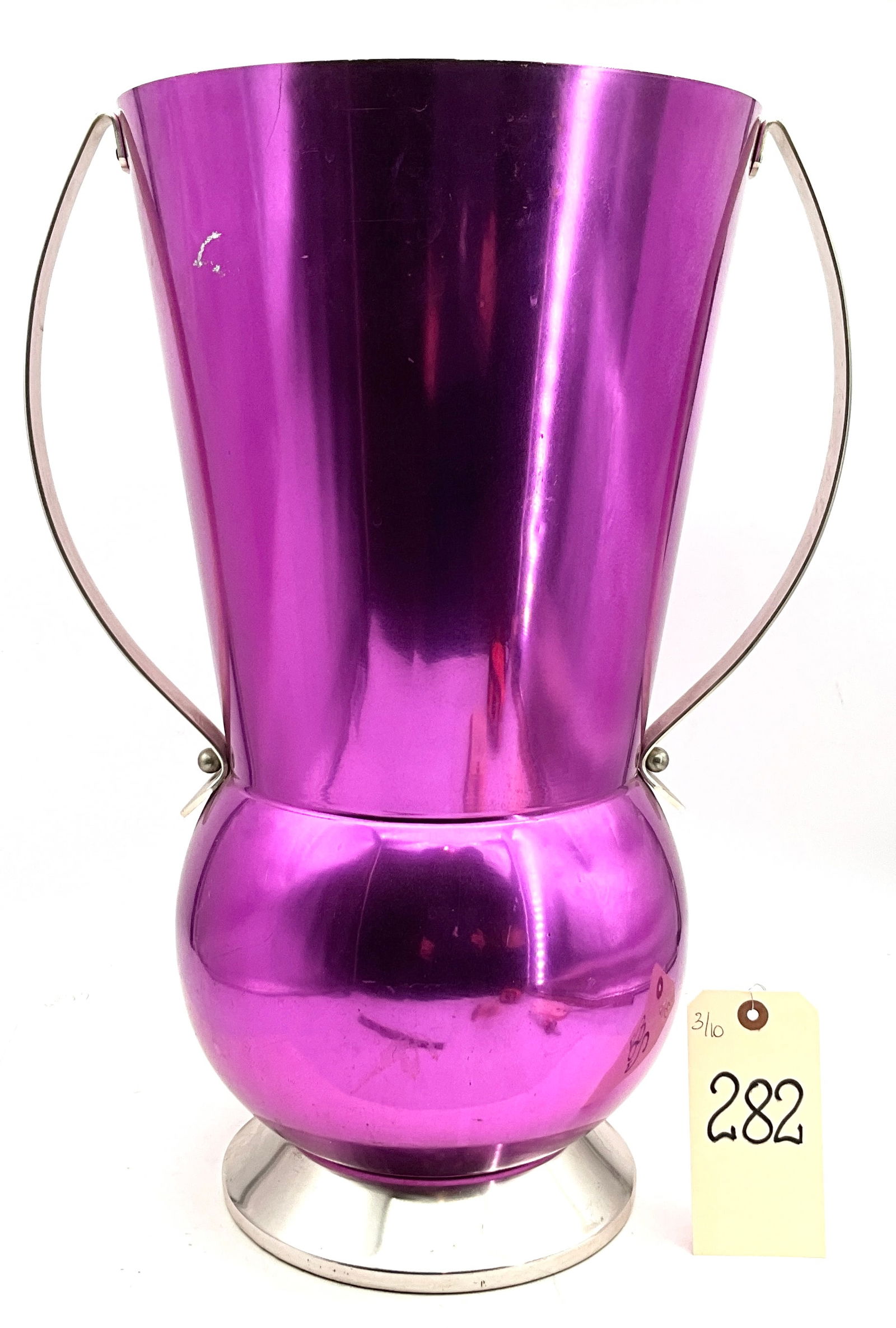 Rinnovel Italian Mid-Century Modern Anodized Aluminum Umbrella Stand: This vibrant Italian umbrella stand by Rinnovel features a flared upper body and bulbous base finished in a striking magenta-purple anodized aluminum. The piece is accented by two arching silver-toned