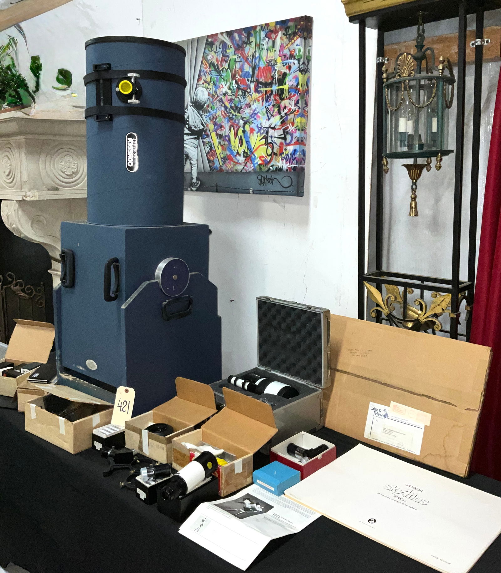 Coulter Optical Odyssey Compact Dobsonian Telescope with Accessories (1 of 7)