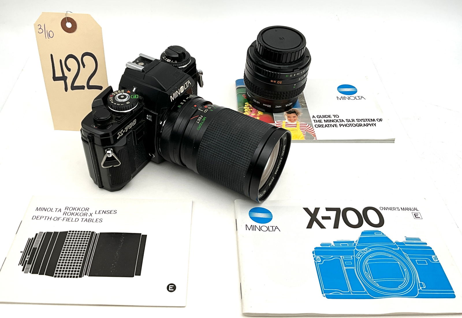 Minolta X-700 35mm SLR Camera Outfit with Vivitar Macro Zoom (1 of 3)