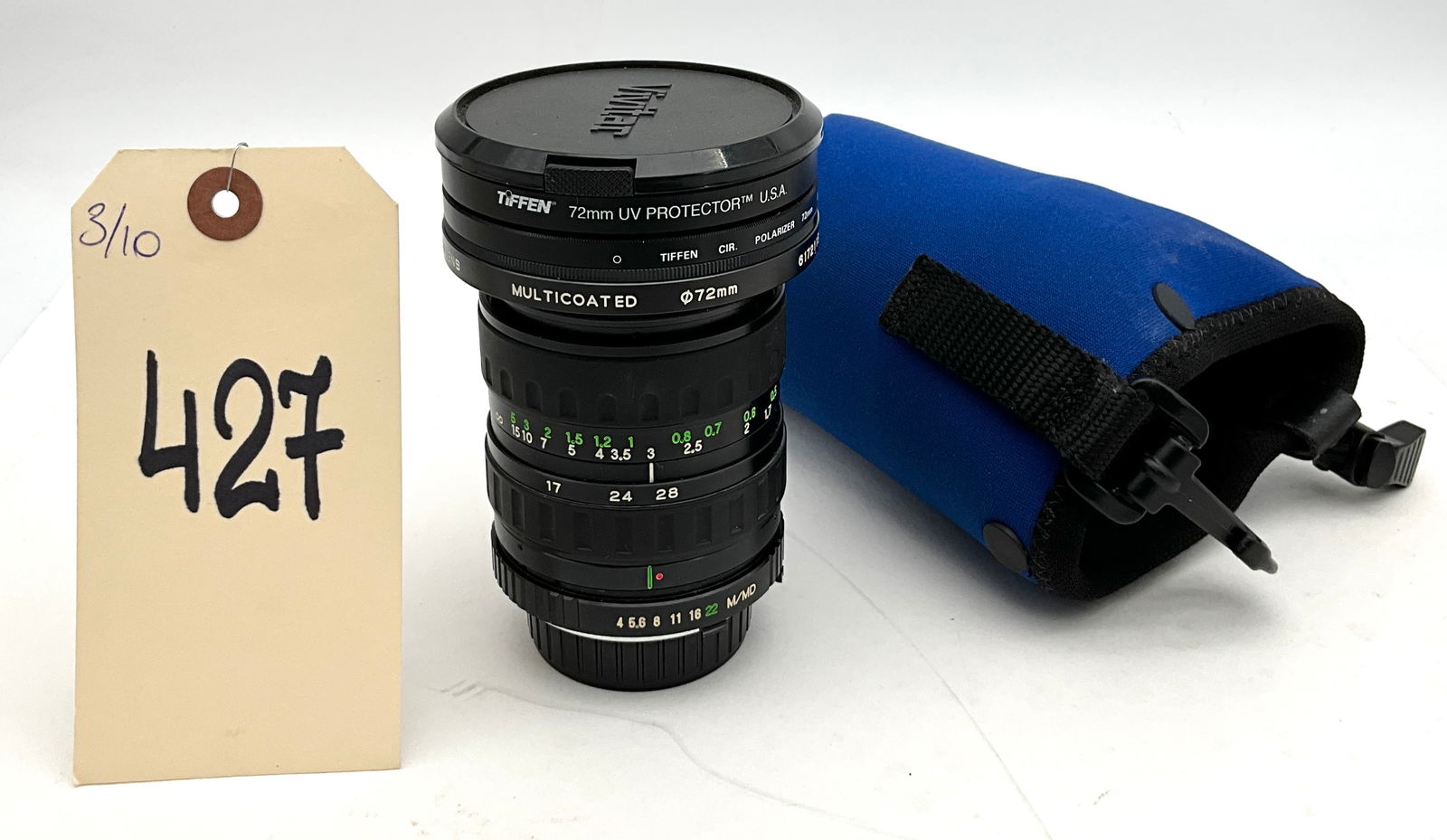 Vivitar 17-28mm f/4 Wide-Angle Zoom Lens for Minolta MD (1 of 2)