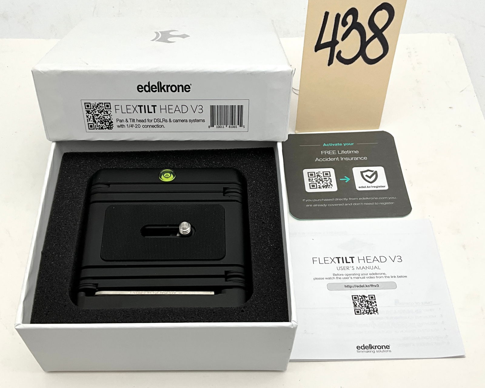 Edelkrone FlexTilt Head V3 Compact Pan and Tilt Tripod Head: This Edelkrone FlexTilt Head V3 is a CNC machined aluminum camera support designed for DSLR and mirrorless systems with a 1/4"-20 mounting connection. The unit features a unique folding design for hei