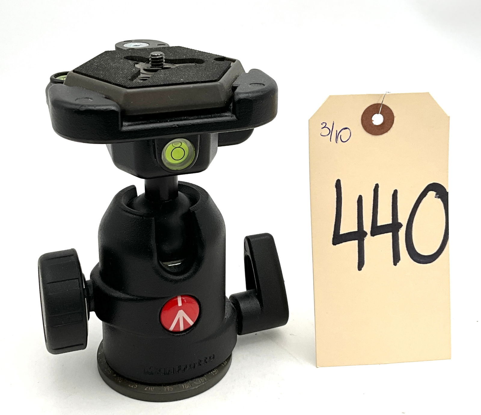 Manfrotto 488RC0 Midi Ball Head with RC0 Rapid Connect System: This Manfrotto 488RC0 Midi Ball Head is a professional Italian-made accessory featuring a robust aluminum body with a black textured finish. It utilizes the RC0 Rapid Connect system and includes a sin