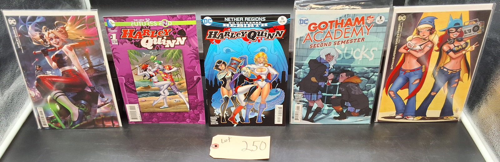 Lot of 5 Misc Modern DC Comics: Gotham Academy, Harley Quinn (1 of 2)