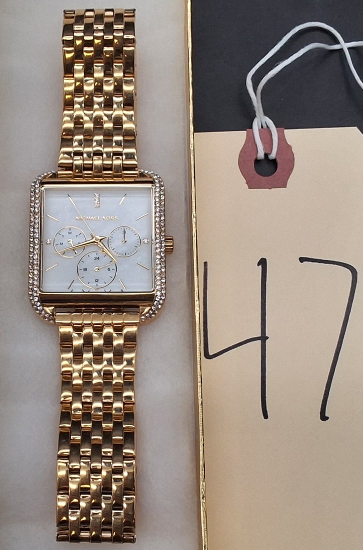 Michael Kors Drew multifunctional ladies watch MK-4374: Michael Kors Drew multifunctional ladies watch MK-4374 Condition All property is sold in "as is" condition and all sales are final. Teel Auctions and its consignor make no representations or