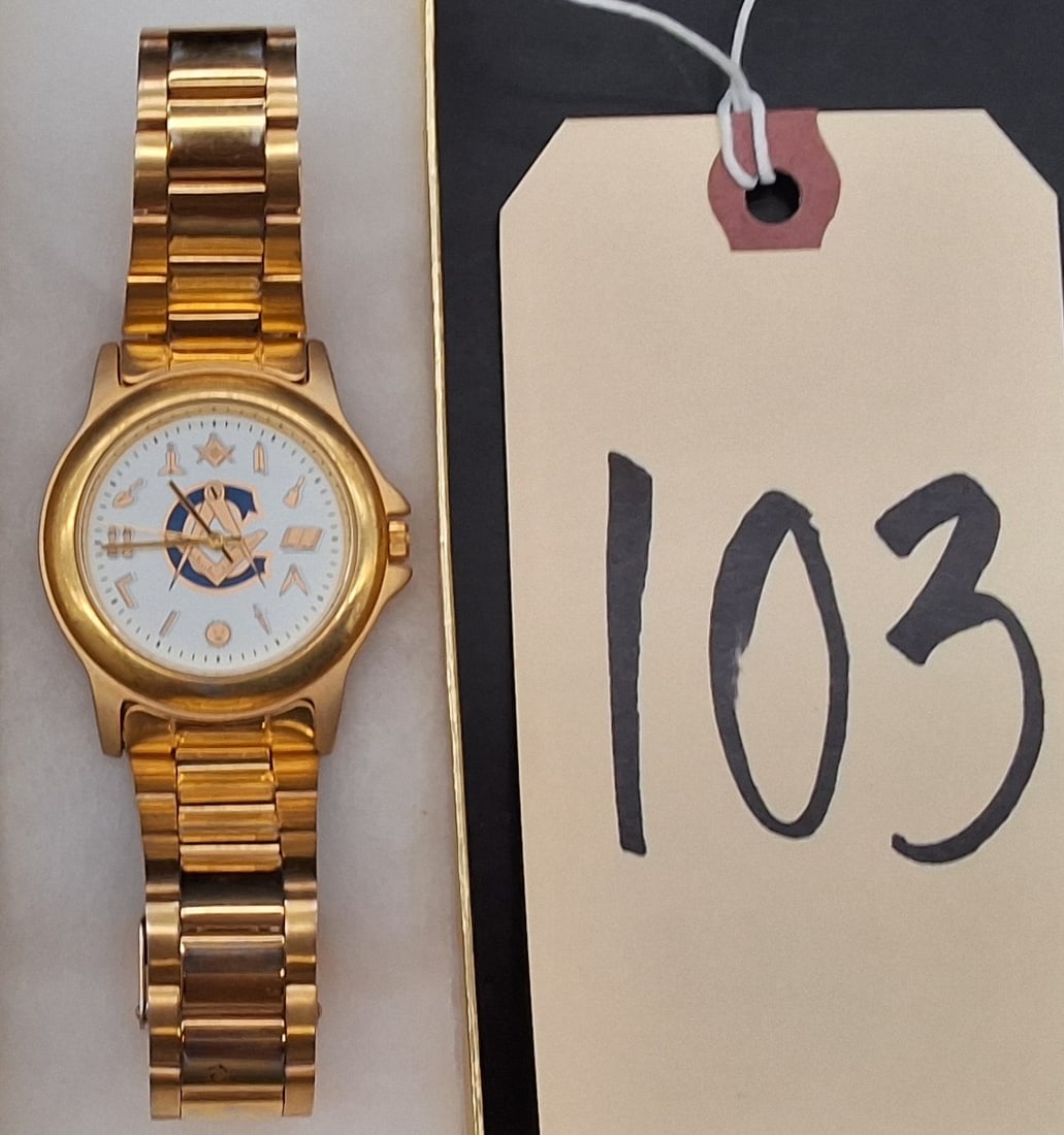 Gold Tone Freemason Watch/: Gold Tone Freemason Watch/ Condition All property is sold in "as is" condition and all sales are final. Teel Auctions and its consignor make no representations or warranties, express or implied, with 
