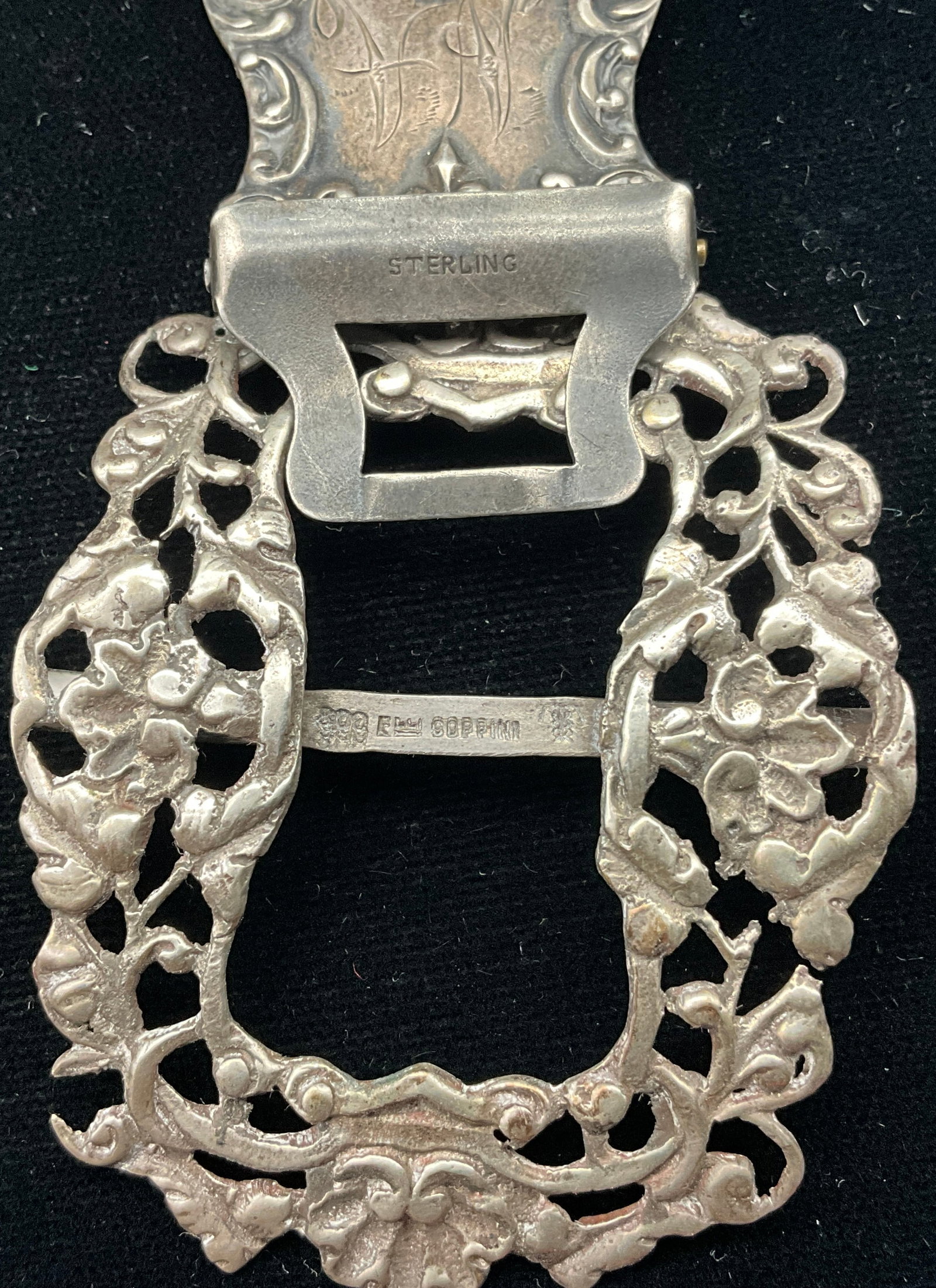 A Group of 800 and 925 Silver Accessories Including Fratelli Coppini Italian Buckles - 3